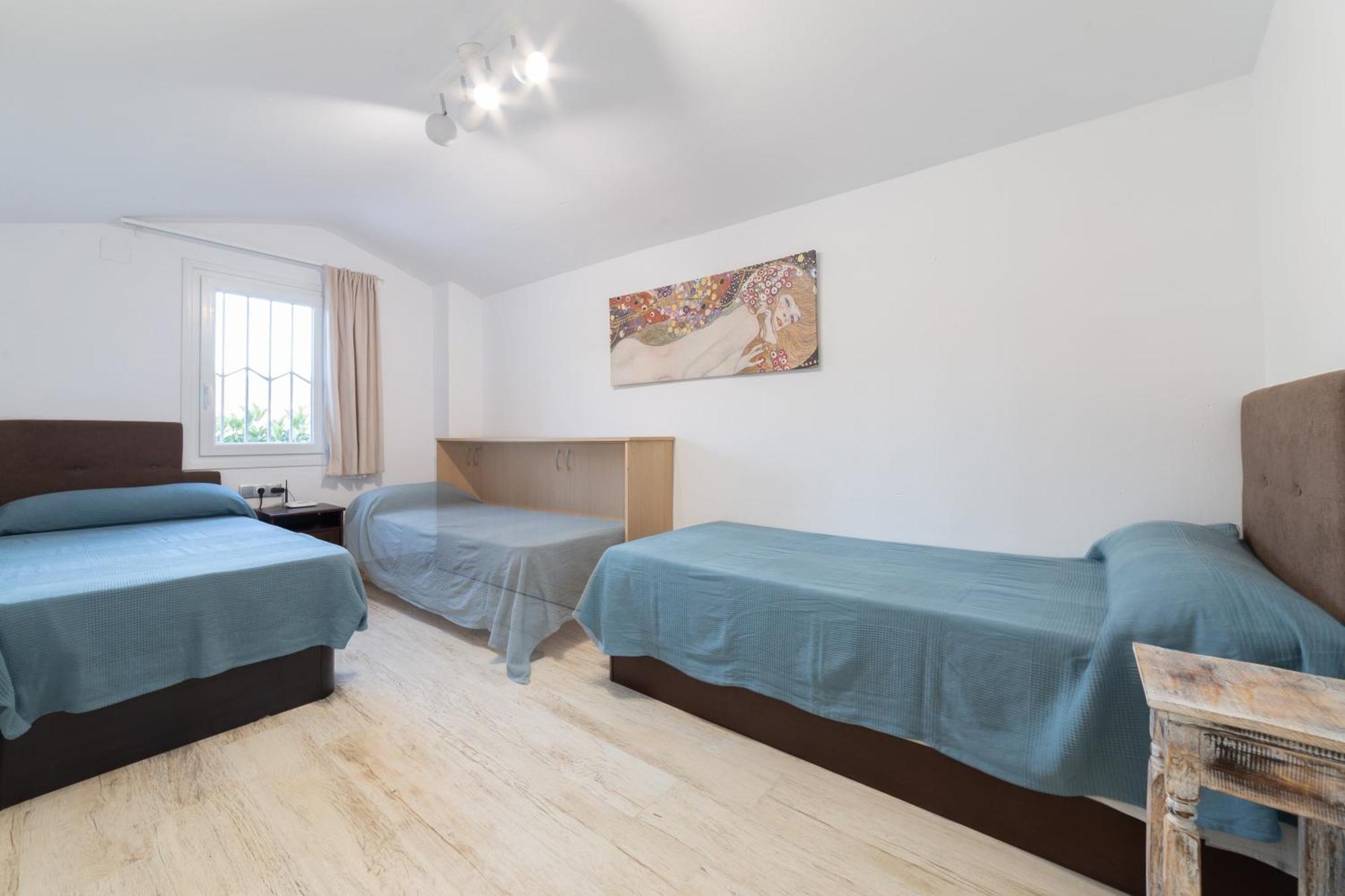Silom House Villa Sant Pere De Ribes Luaran gambar